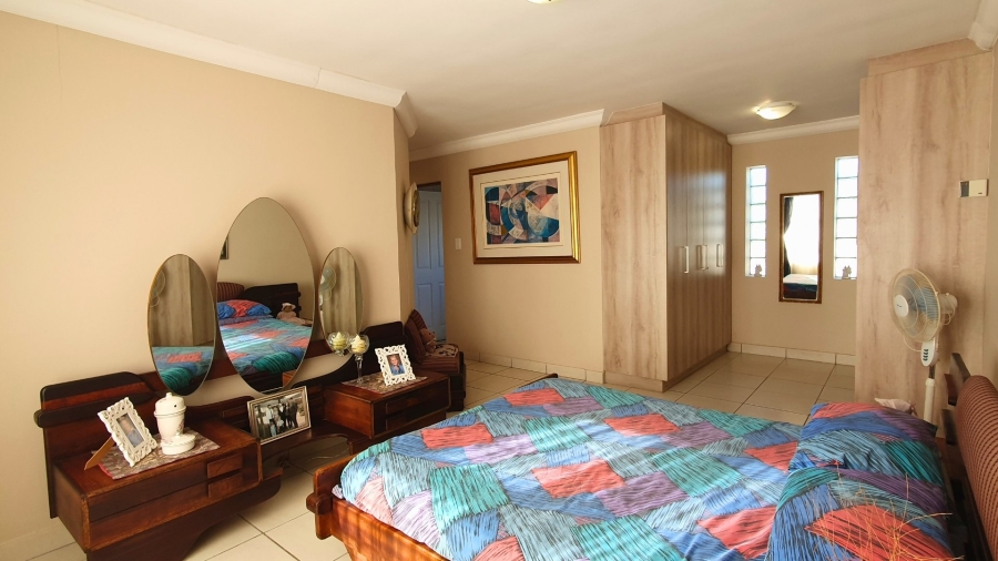 3 Bedroom Property for Sale in Heiderand Western Cape